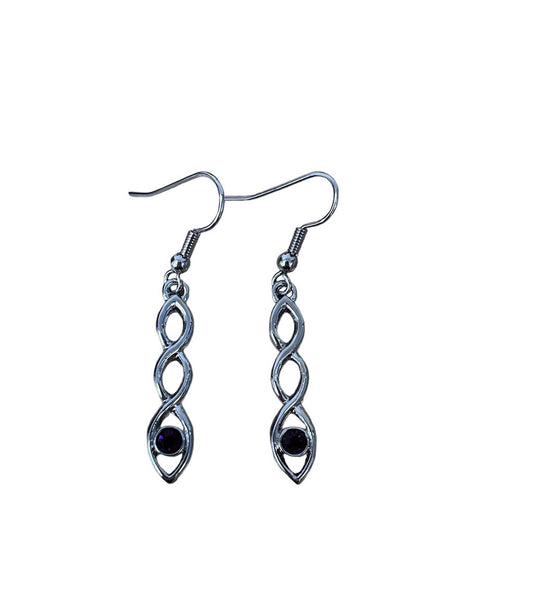 Traigheil Knot Earrings With Dark Amethyst