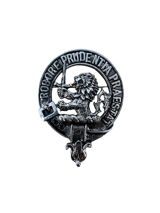 Young Clan Cap Badge