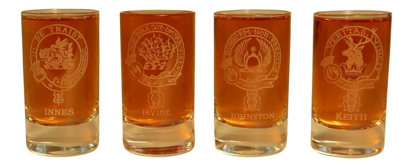 Clan Crest Dram Glass - Innes Irvine Johnston Keith