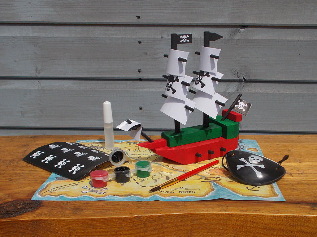 Build Your Own Pirate Ship In A Tin