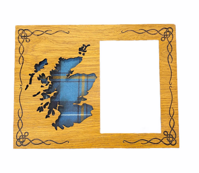 Tartan Scotland Map Oak Wood Picture Frame – Kilts Wi Hae Ltd