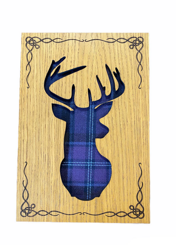 Arcaro Art Tartan Scottish Stag Mountable Haning Oak Wooden Wall Plaque